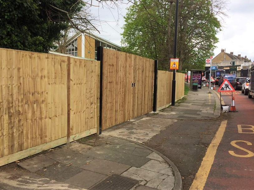 Vacant Property Closeboard Fencing – North London