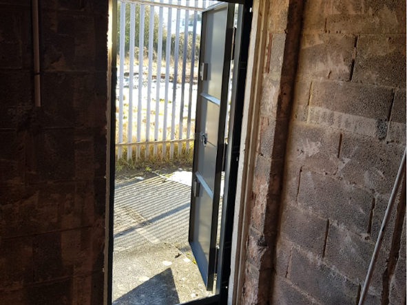 Securing a Commercial Property With Screens & Security Door – Bristol