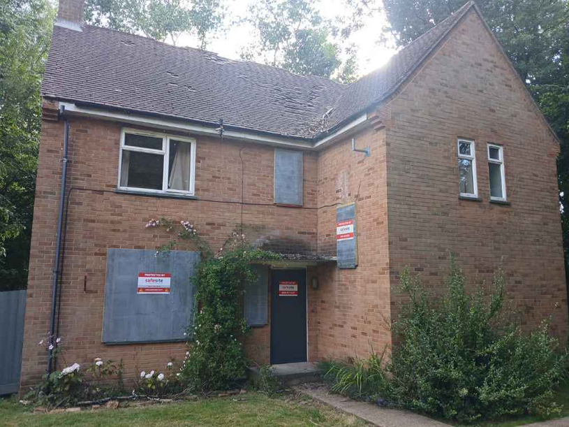 Emergency Steel Boarding of Damaged Roof Property